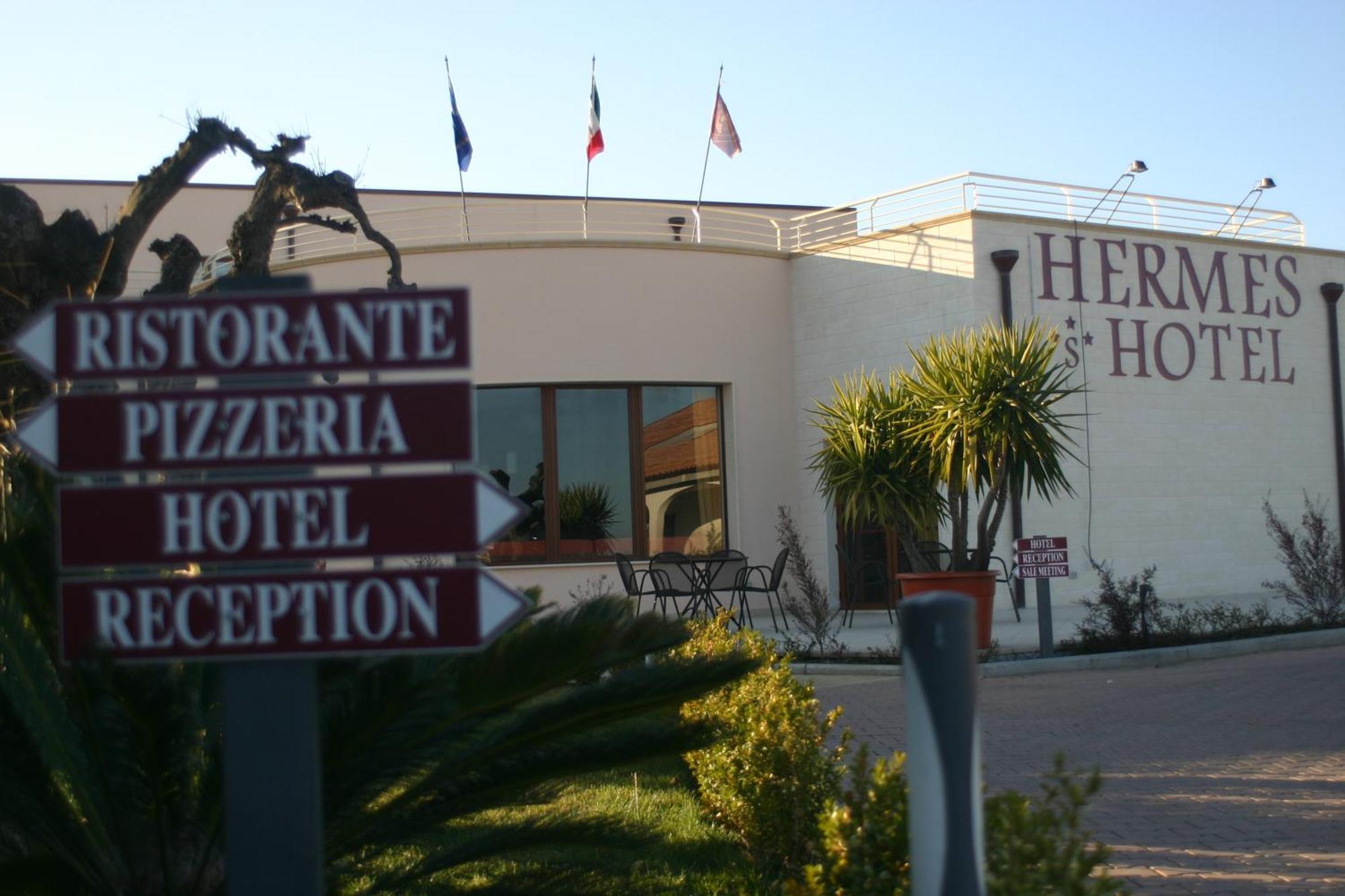 Hermes Hotel Policoro Exteriér fotografie