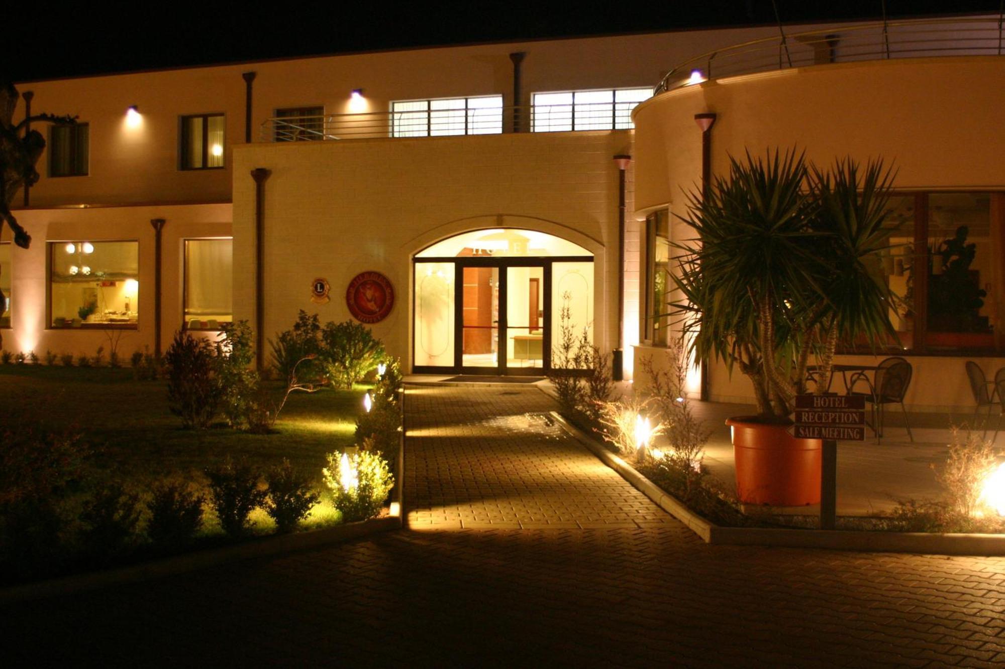Hermes Hotel Policoro Exteriér fotografie