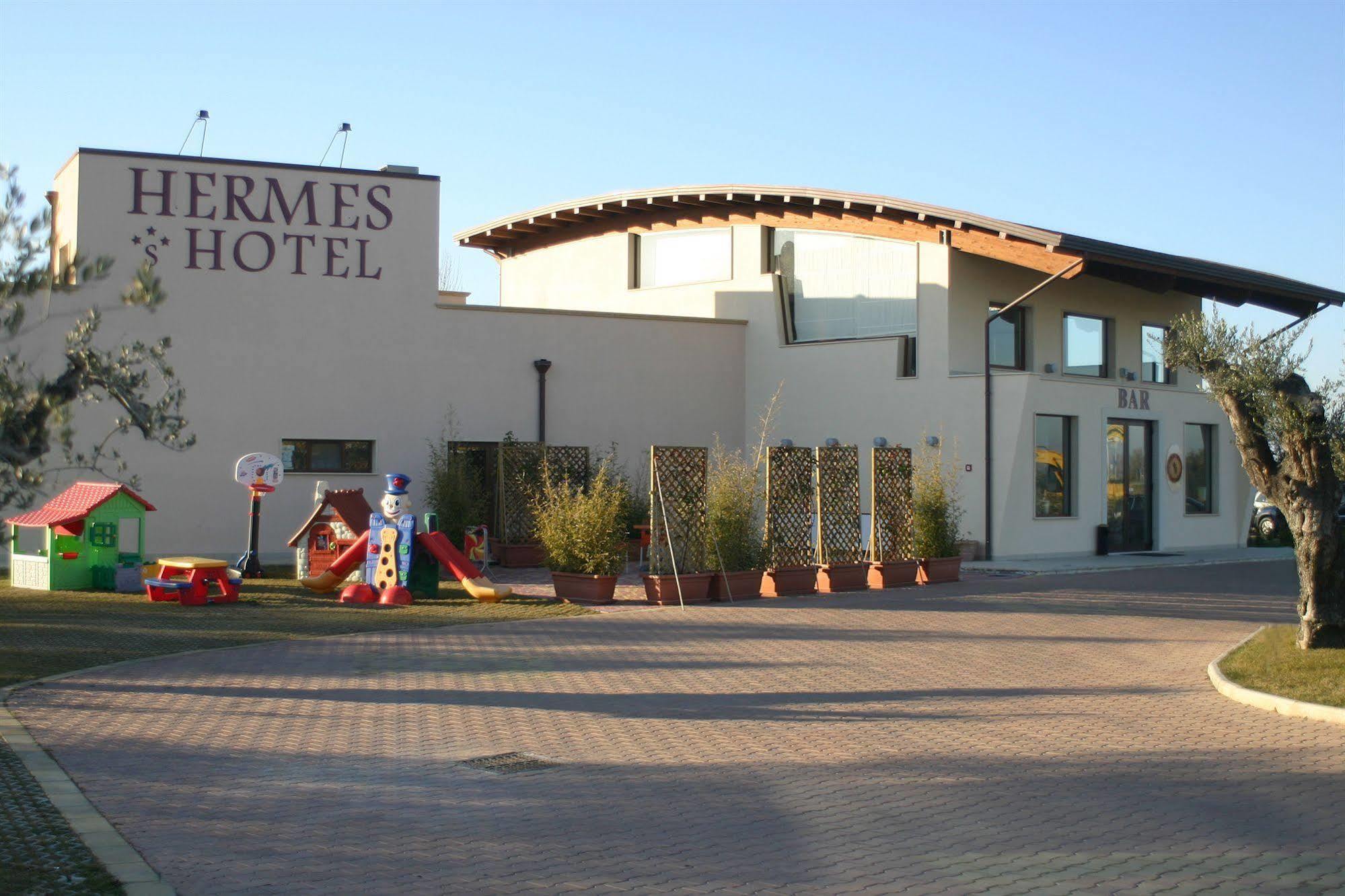 Hermes Hotel Policoro Exteriér fotografie