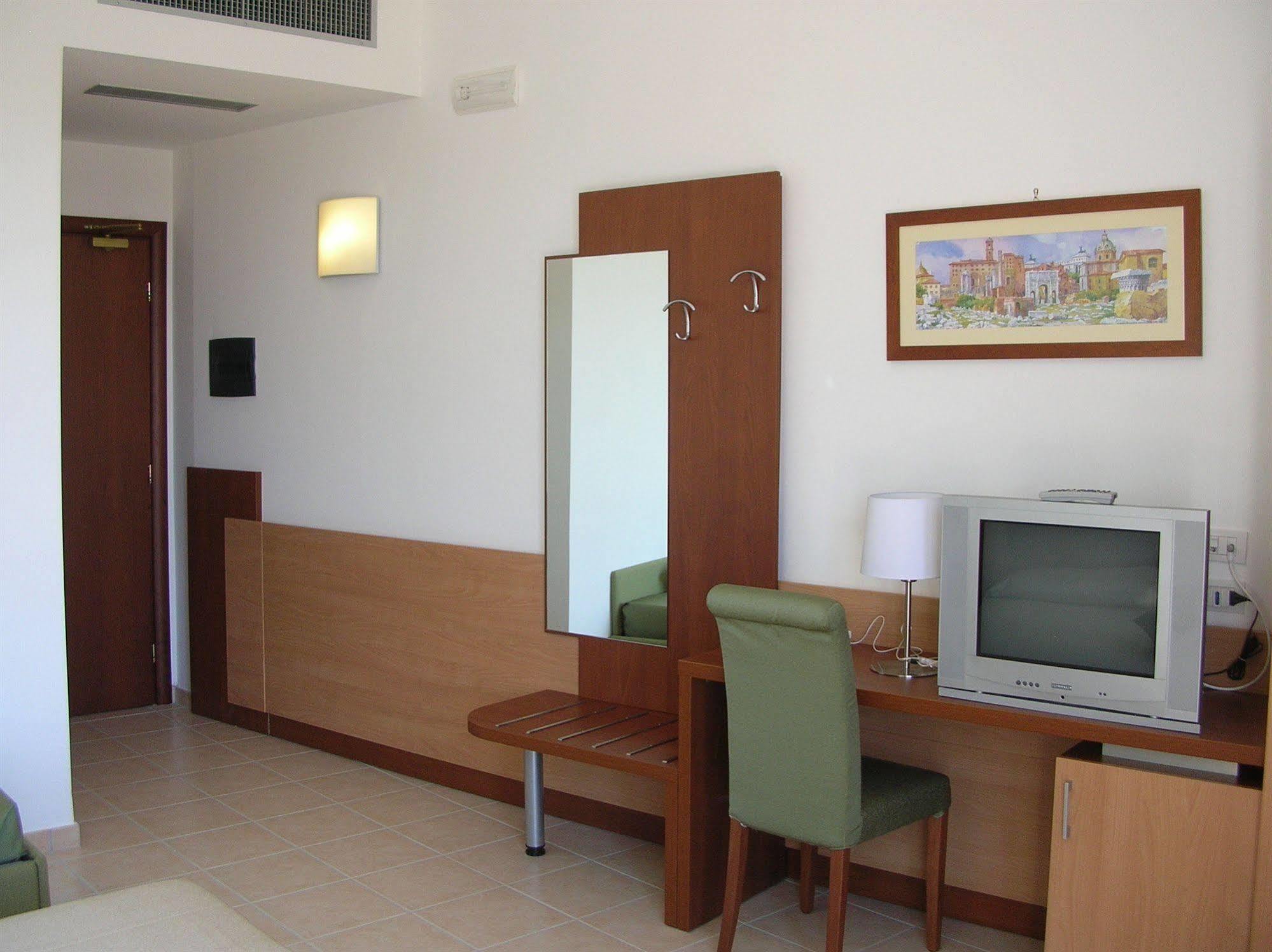 Hermes Hotel Policoro Exteriér fotografie
