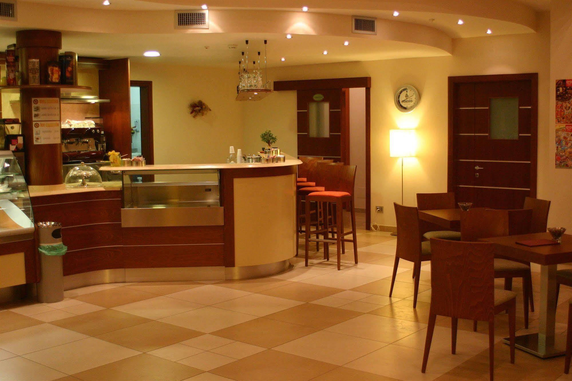 Hermes Hotel Policoro Exteriér fotografie