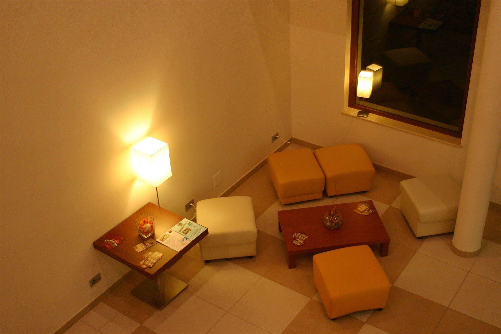 Hermes Hotel Policoro Exteriér fotografie