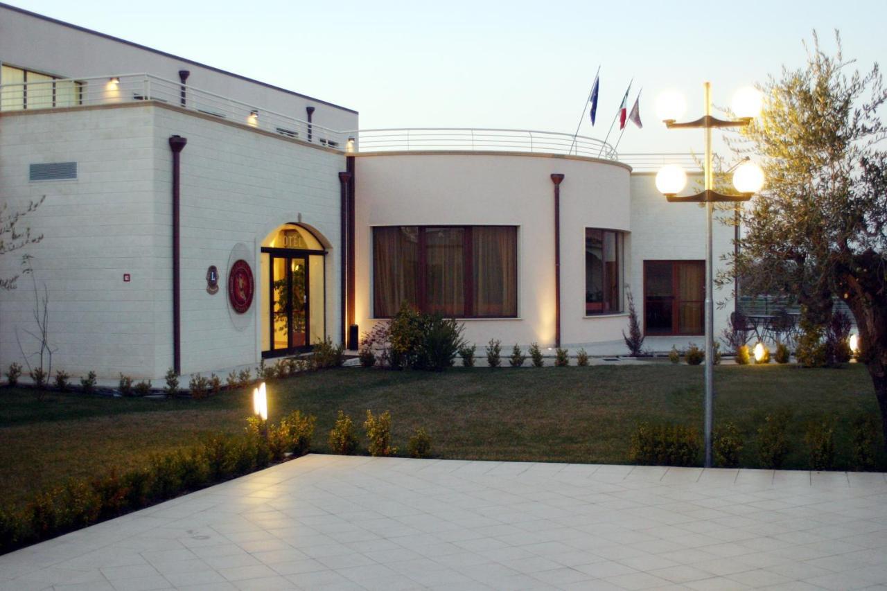 Hermes Hotel Policoro Exteriér fotografie
